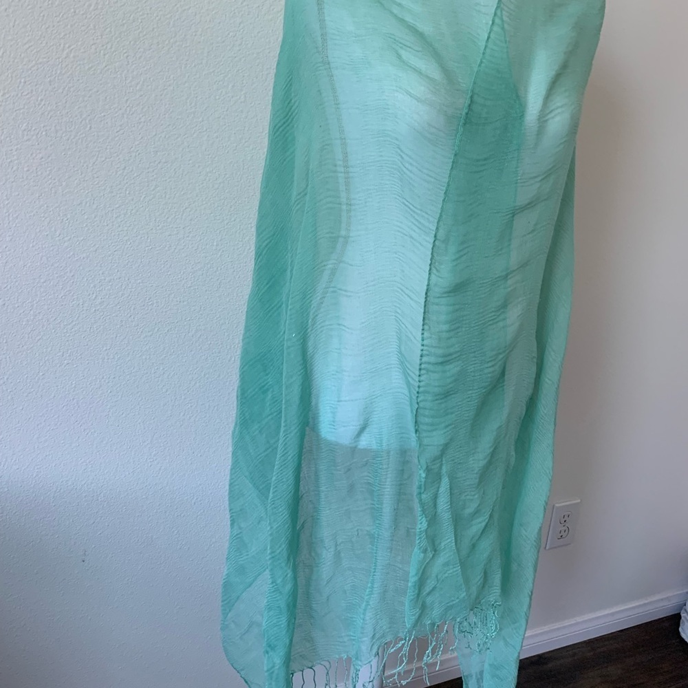 Scarf - Picture 2 of 7